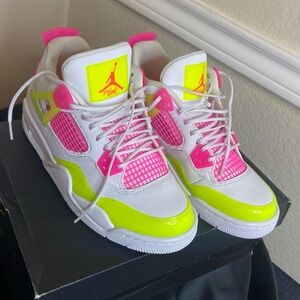 Jordan Retro 4- White Lemon Pink